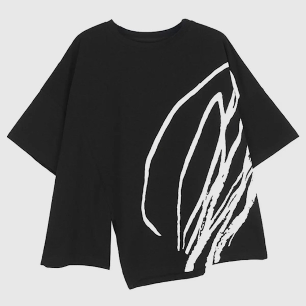 MADONNA & CO BLACK RELAXED FIT ABSTRACT DESIGN CROPPED SHIRT